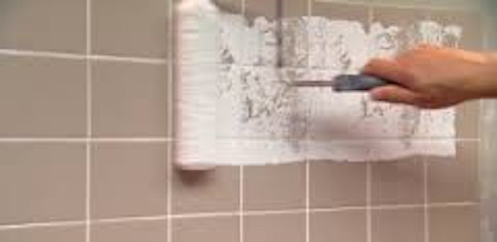 Dor draadloze ongebruikt Kan je tegels in de badkamer of keuken verven? | Schilder-Gigant